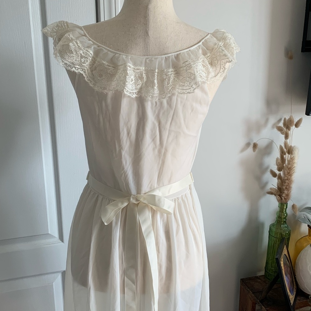 Vintage Roger’s 50s lace slip lingerie - Picture 2 of 16